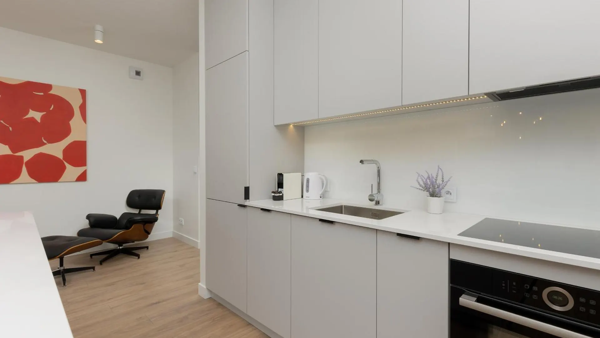 Lux Apartments Domaniewska With Sauna & Gym By Renters Prestige Warszawa