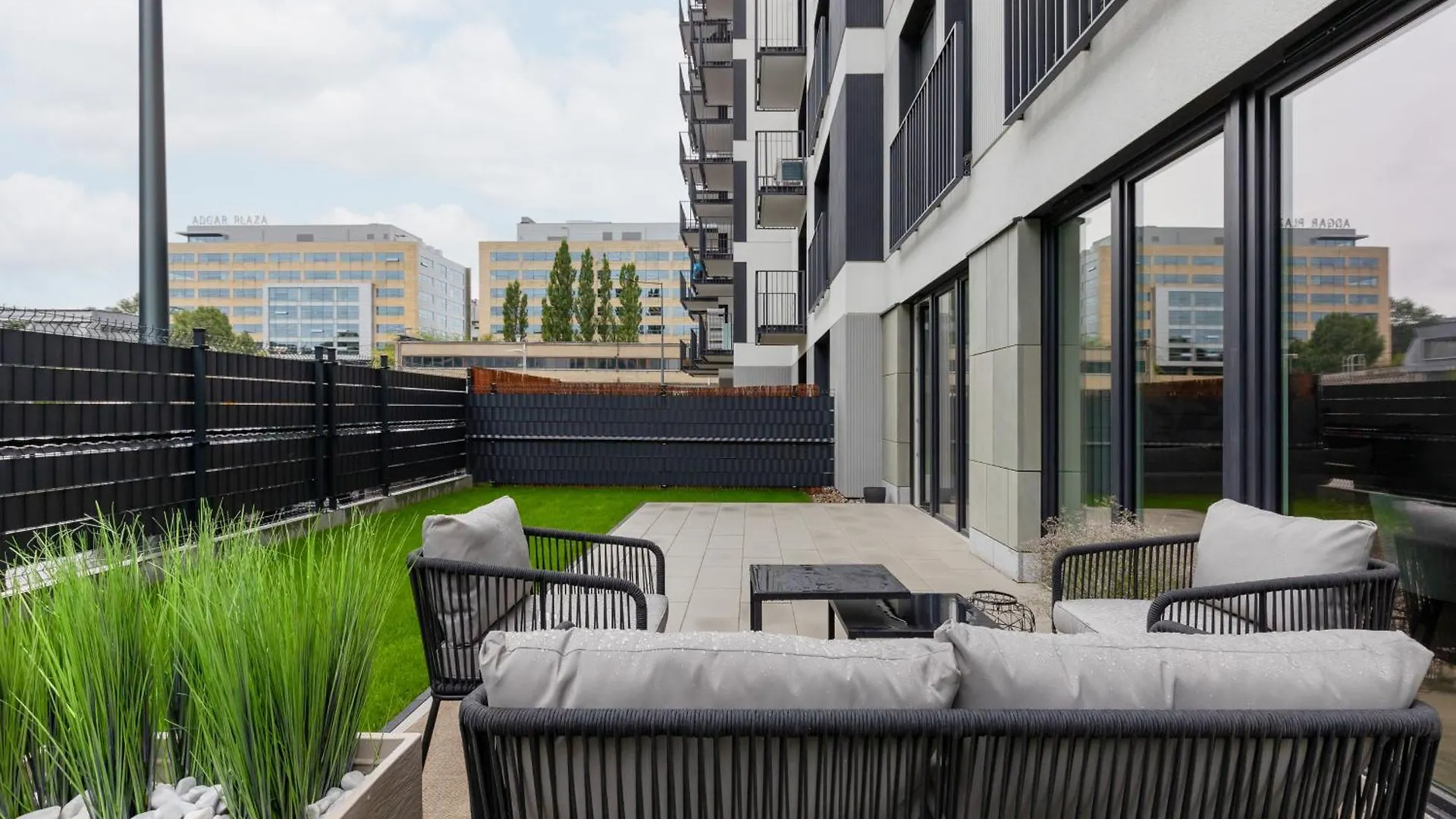Lux Apartments Domaniewska With Sauna & Gym By Renters Prestige Warszawa